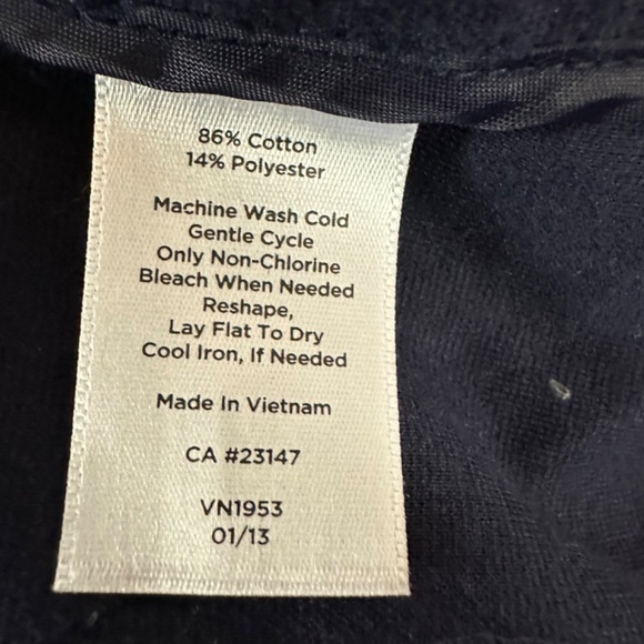 Talbots Navy and Cream Large Cotton Blend Polka Dot Three Button Blazer - Picture 5 of 5